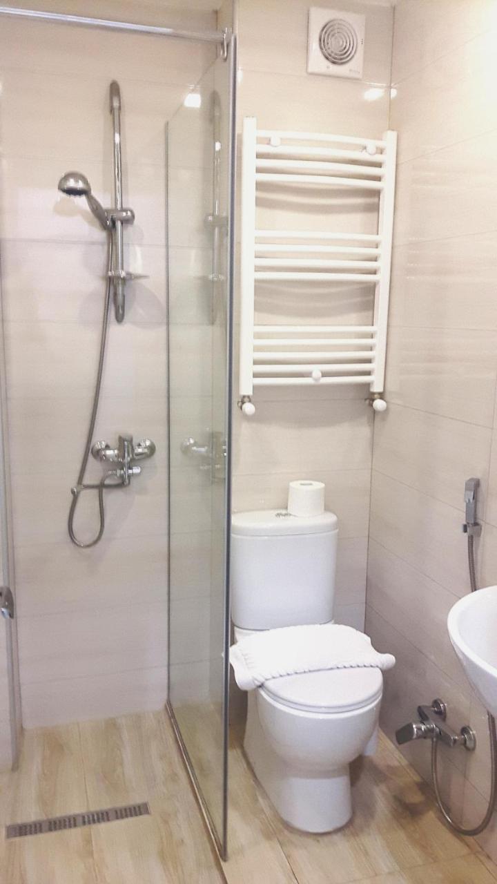 Amadeus Hotel Tbilisi Eksteriør bilde